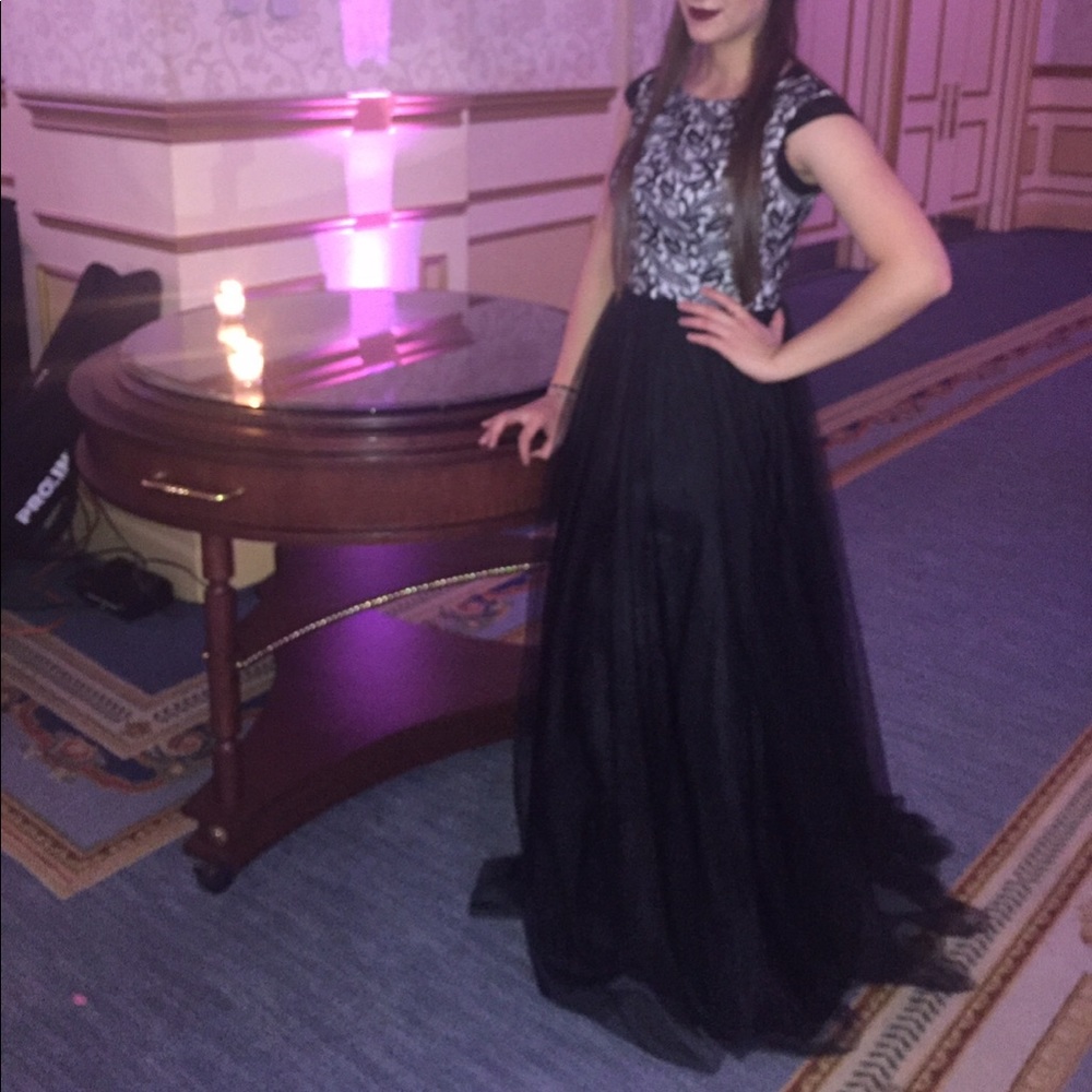 Even gown